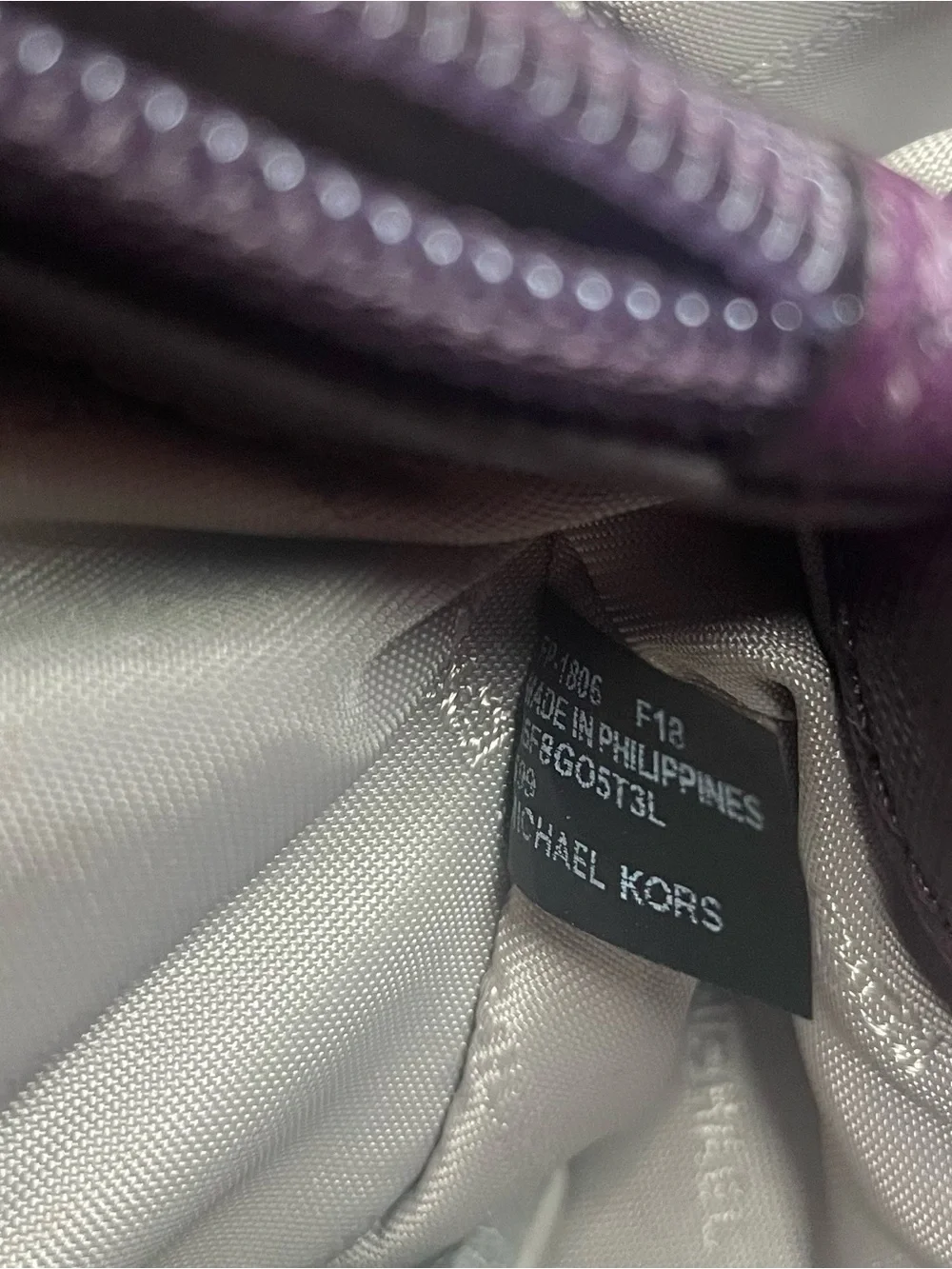 Authentic Michael Kors Purse #0102NCO Cynthia Medium Satchel in plum/dark purple